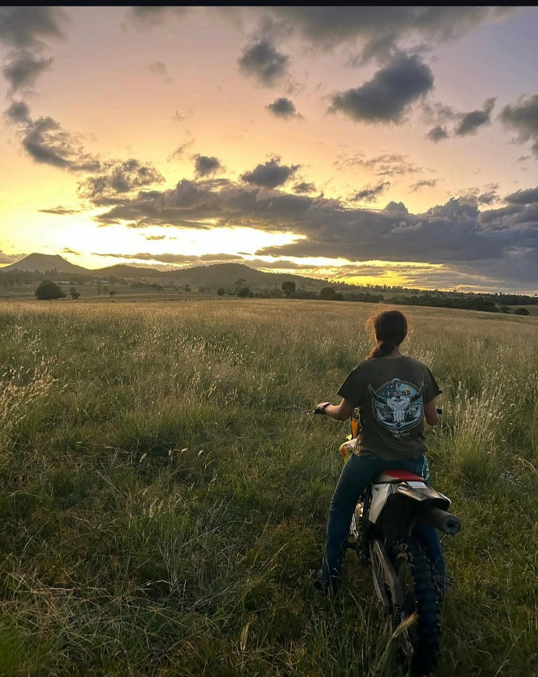 Ladies T2A Tee - Army Green